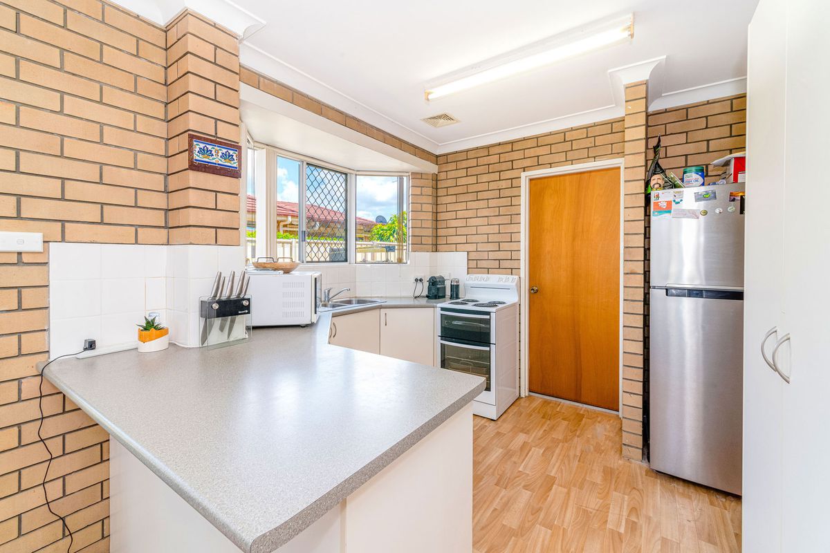 1 / 6 Mariners Way, Yamba