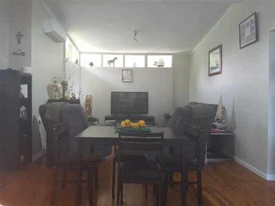 15 Messenger Road, Barrack Heights