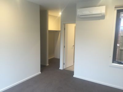 3 / 10 Monteith Street, Altona North