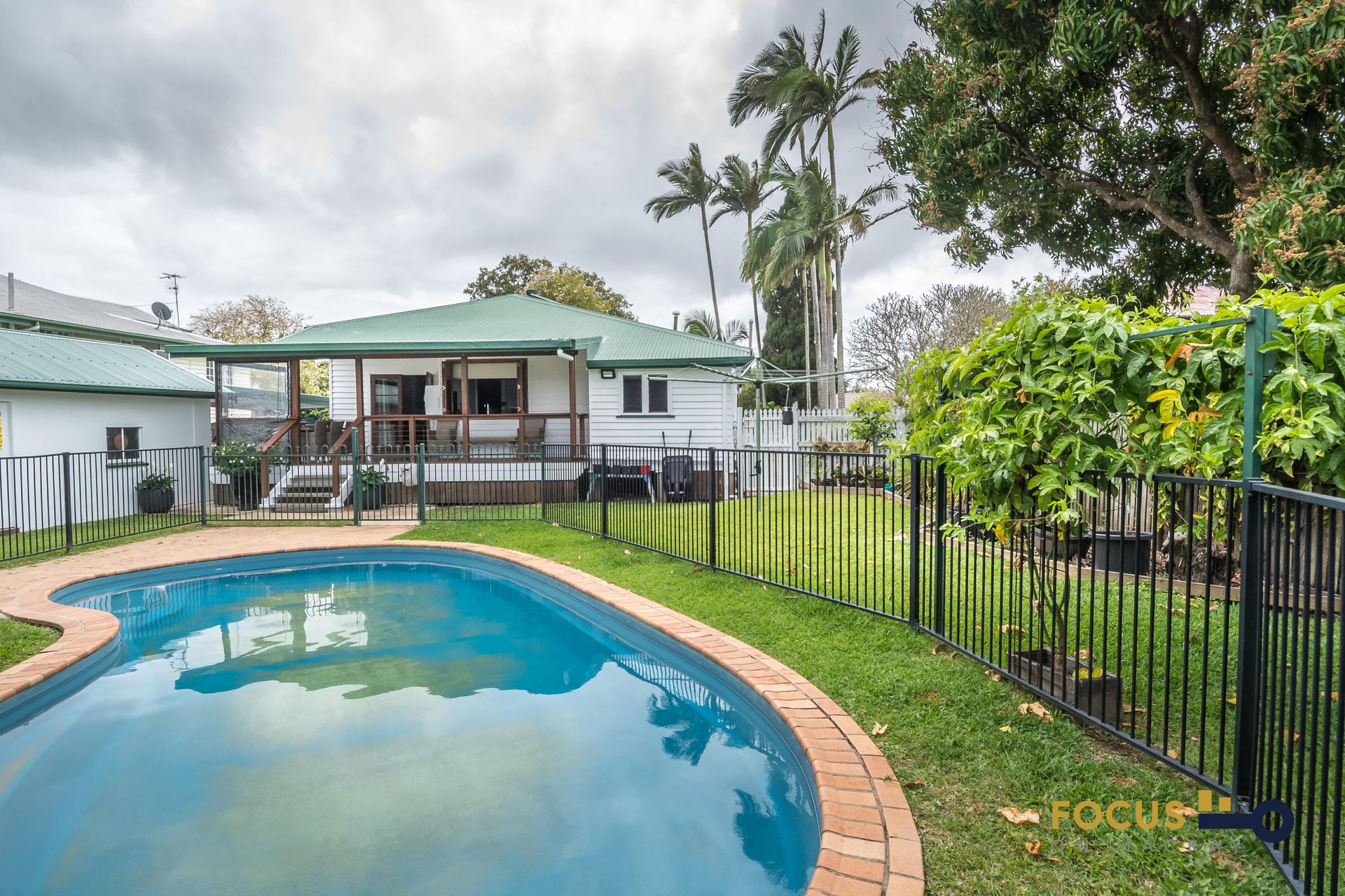 3 Bagley Street, West Mackay