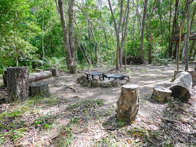 1135 Midge Point Road, Midge Point