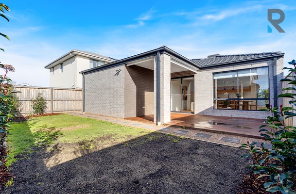 19 Jonathan Street, Greenvale