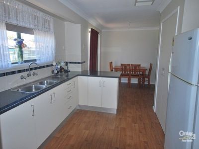 7 Parkland Place, Dubbo