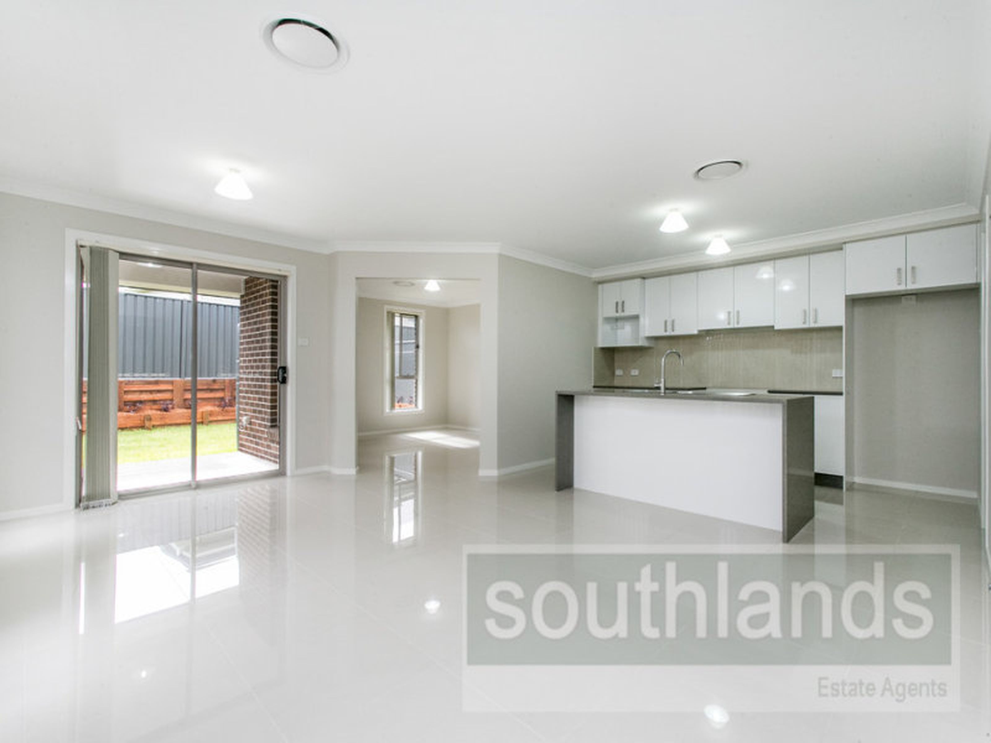 12A Cooee Avenue, GLENMORE PARK