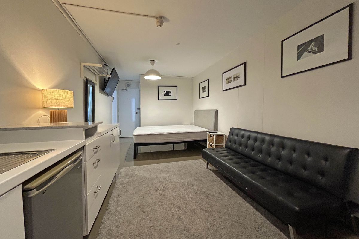 27 / 13 Waine Street, Surry Hills