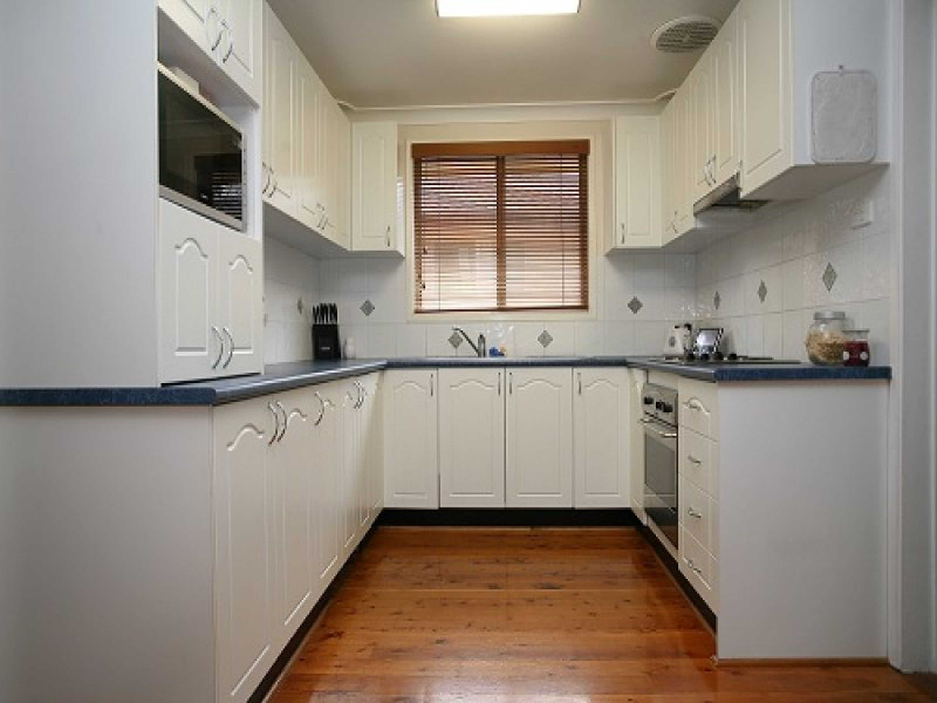24 Hatchison Crescent, JAMISONTOWN