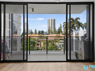 21 / 2729 Gold Coast Highway, Broadbeach