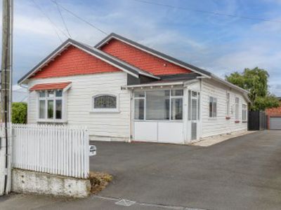 34 Kenmure Road, Belleknowes