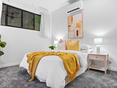 50-52 East Parkridge Drive, Brinsmead