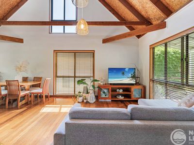 17 Robin Street, South Golden Beach