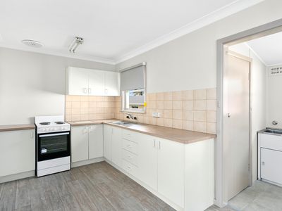 18 Eleanor Street, Oak Flats