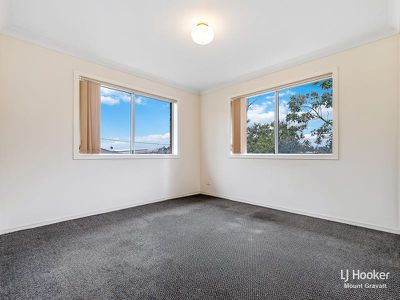 4 / 16 Mountain Street, Mount Gravatt