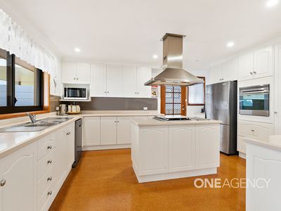 8 Loralyn Avenue, St Georges Basin