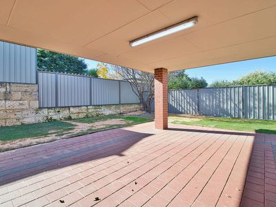 14 Nundle Road , Baldivis