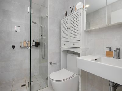 403 / 28 Keats Avenue, Rockdale