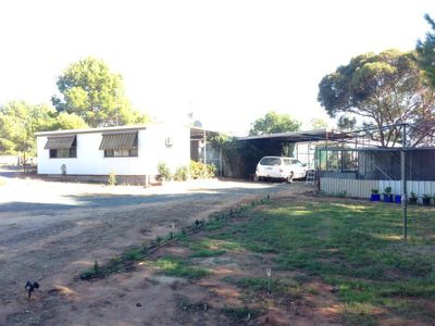 Cobb Highway, Deniliquin