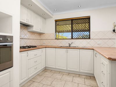 12 Glencairn Way, Parkwood
