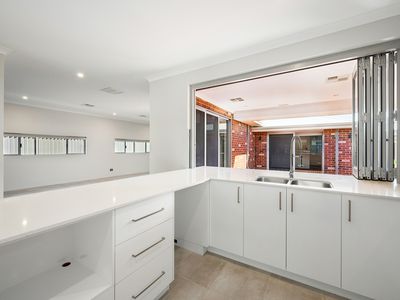 45 Dunmore Crescent, Harrisdale