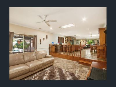11 Peppermint Close, Ourimbah