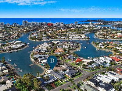 25 Carrothool Place, Mooloolaba