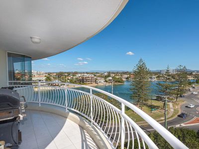 16 / 5 Bayview Street, Runaway Bay