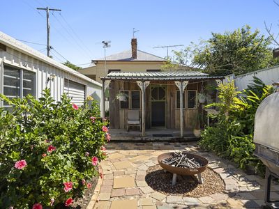 161 West Street, Newtown