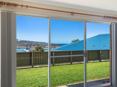 3 / 2 View Street, Merimbula