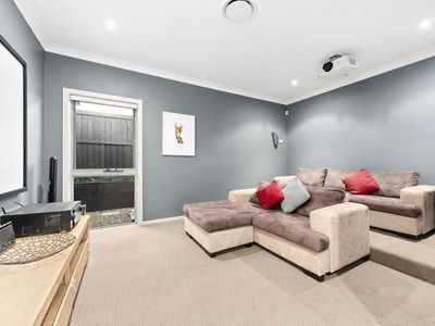 18 Baychester Place, Wakerley