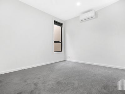25 Glisten Way, Craigieburn