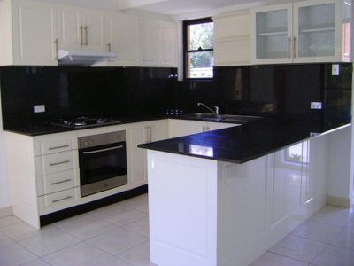 4 / 106 Rossmore AVENUE, Punchbowl