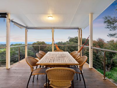 17 Stacey Drive, Carrickalinga