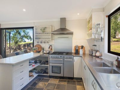 27 Victoria Creek Road, Central Tilba