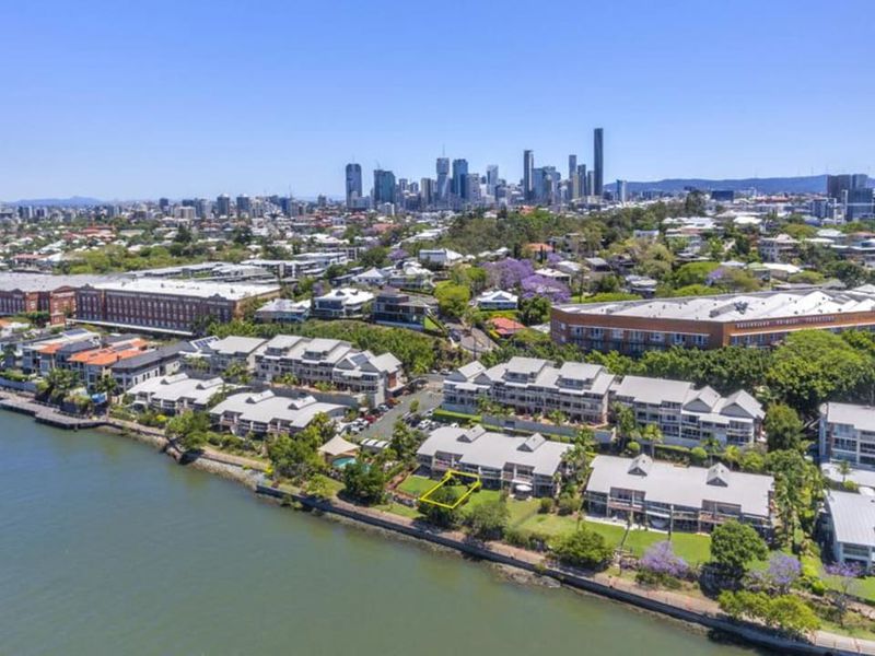 Teneriffe & Signature Park 