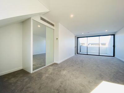 12 / 231-235 Queen Street, Concord West