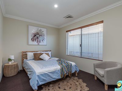 28 Foreshore Vista, Yanchep