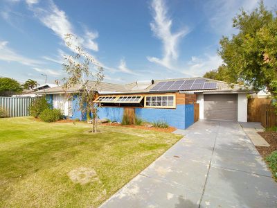 11 Seagate Street , Safety Bay