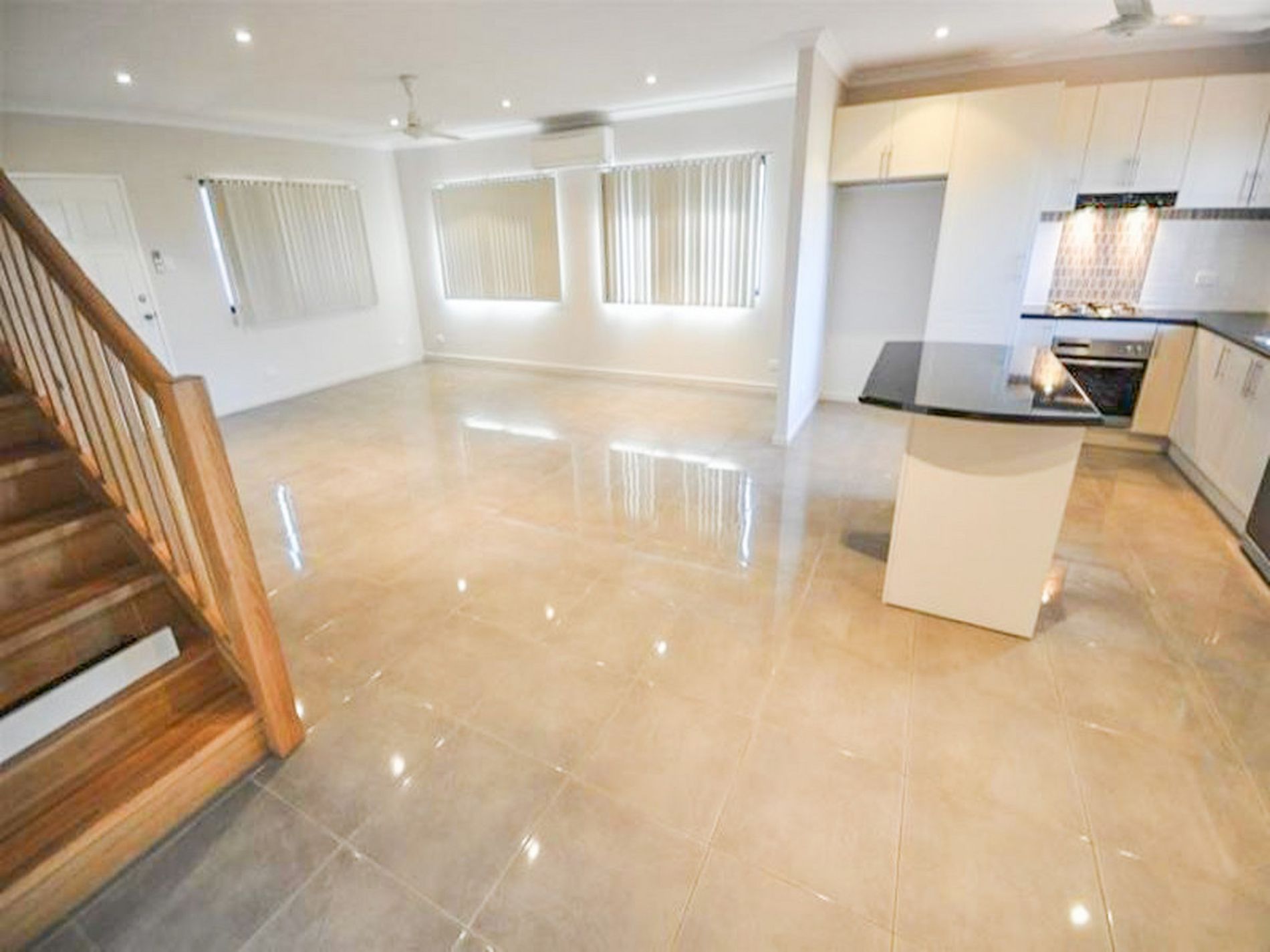 16B Somerset Crescent, South Hedland