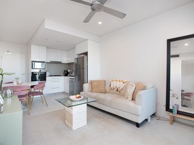 1029 / 16 Hamilton Place, Bowen Hills