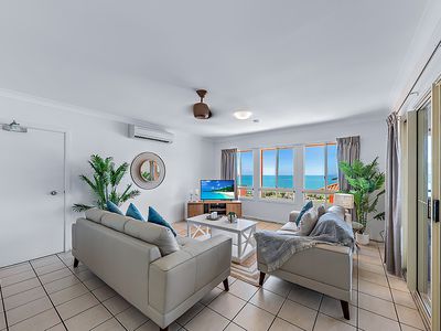 11 / 18 Golden Orchid Drive, Airlie Beach