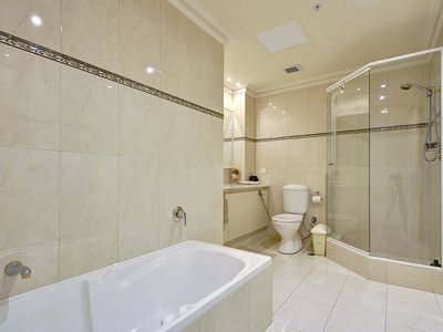 501 / 2 St Georges Terrace, Perth