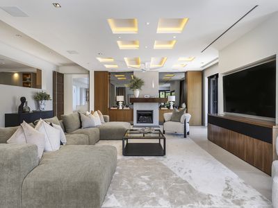 6 Gilmour Close, Glenhaven