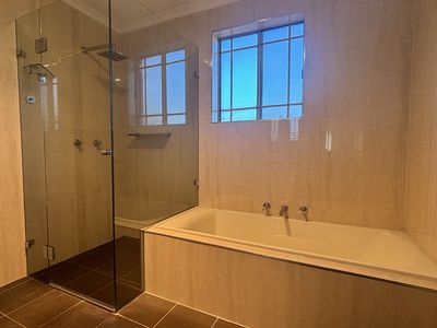 4 Sugarwood Grove, Greenacre