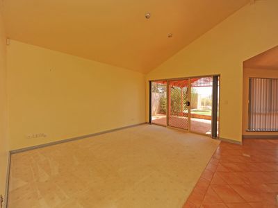 29 Tindals Crescent, Hannans