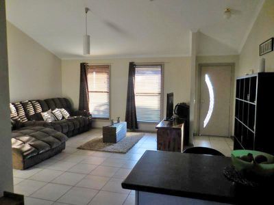 28 Tucker Street, Blayney