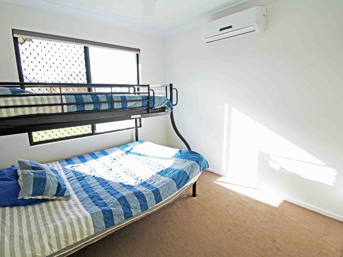 7 Robertson Close, Atherton