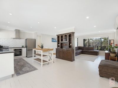 16 Ada Avenue, Noraville