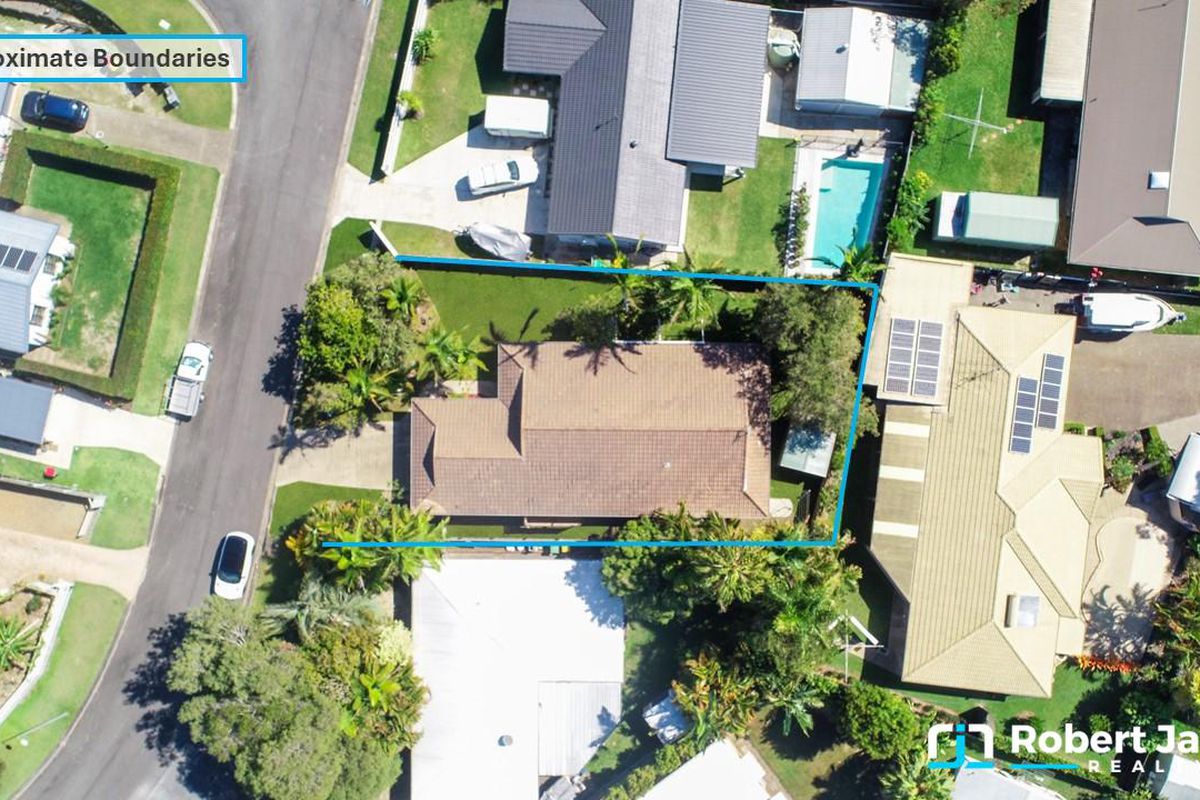 25 Woolumba Street, Tewantin
