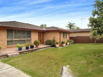 110 Hill End Road, Doonside