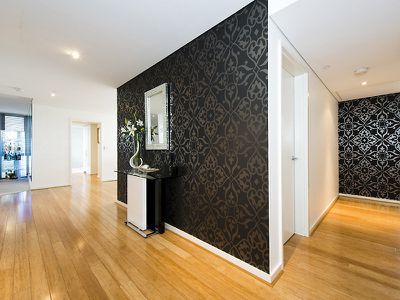 305 / 30 The Circus, Burswood