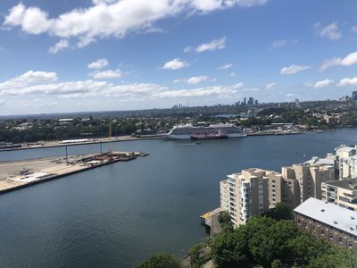 17f / 4 Distillery Drive, Pyrmont